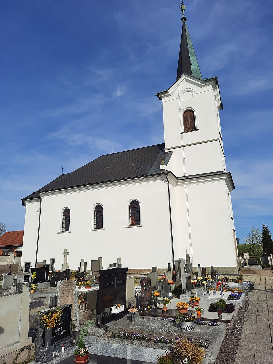 Kostel sv. Jana a Pavla – Mistrovice